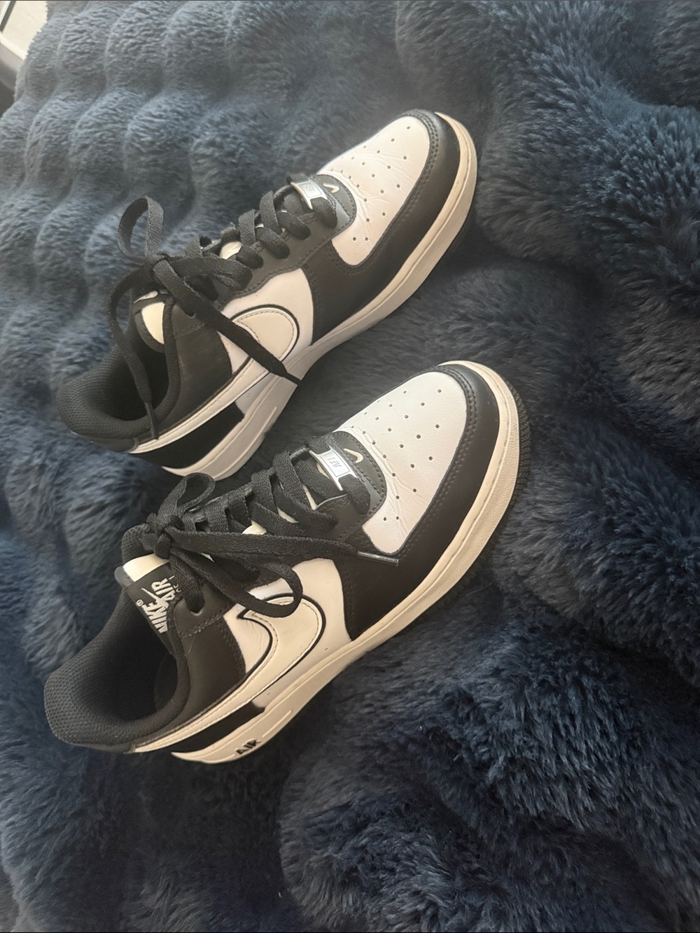 Nike Two-Tone Black and White Low-Top Sneakers